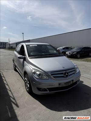 Mercedes B 180CDI OM640940 722800 (W245) bontott alkatrészei