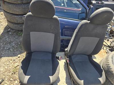 Opel Combo C Üllésgarnitura