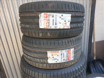  245/30 19 Kumho Ecsta