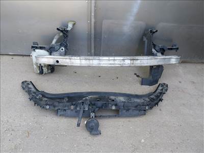 Renault Scénic 2 homlokfal komplett.