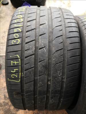 245/30 R20 és 305/30 R20 ÚJ!! Syron nyári gumi 89000ft a 4db/247/