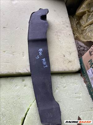 Ford Focus MK3 jobb első ajtó sárfogó szivacs