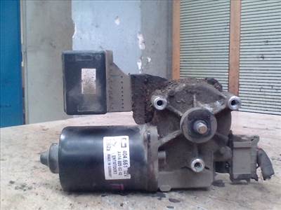 MERCEDES VANEO 01.09-05.09 Ablaktörlő motor első