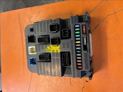 Peugeot 308 I BSI  9663798180