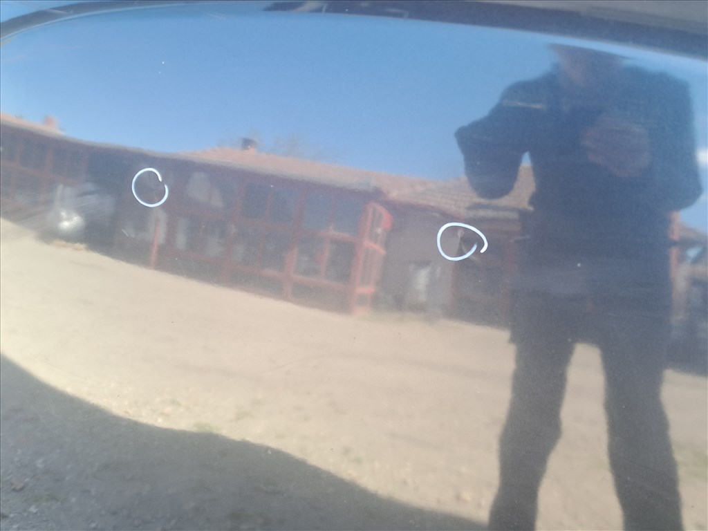 Dacia Duster I motorháztető  5. kép