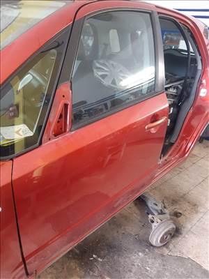 Suzuki SX4 Bal Első Ajtó