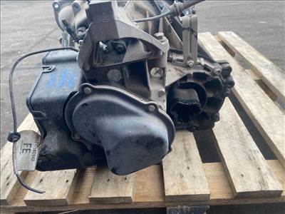 Ford Focus Mk2 1.6 TI VCT 16V váltó  3m5r7002nb 00000000