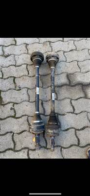 Volkswagen Touareg I V10 TDI hátsó féltengely  7l0501201a