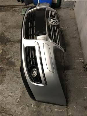 Volkswagen Jetta V komplett első lökhárító (LA7W)