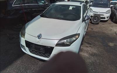 Renault Scénic III bontott alkatrészei