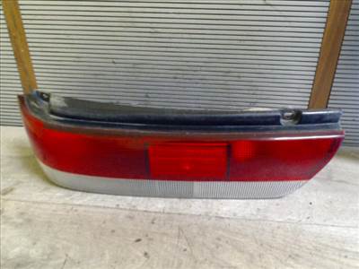 SUZUKI SWIFT 96-05 Bal hátsó lámpa