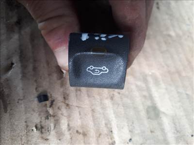 Opel Vectra B belső levegő kapcsoló 90457320