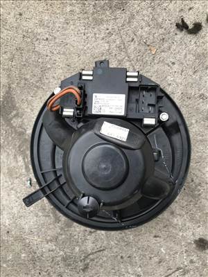 Volkswagen Jetta V fűtőmotor 