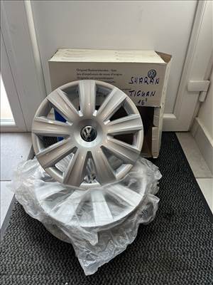 VW Sharan, Tiguan, Golf, Passat, Caddy dísztárcsa szett 7n0601147