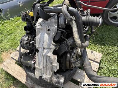 Peugeot 5008 I, Citroën Berlingo II, Peugeot 308 I 1.6 hdi 9HZ motor, fűzött blokk hengerfejjel 