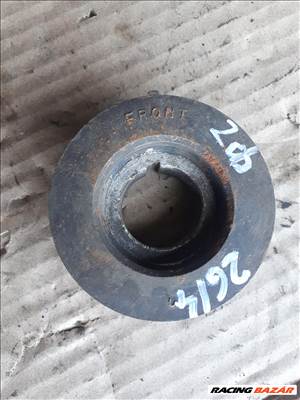 Személyautó főtengely bordás szíjtárcsa 