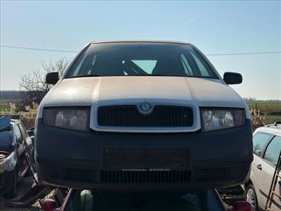 Skoda Fabia I Első Lökhárító (Részeivel) *158844*