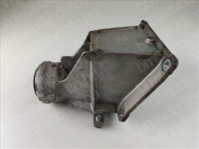 BMW X3 (E83) 2.0 d Első differenciálmű tartó konzol (7516067, 31537516067)