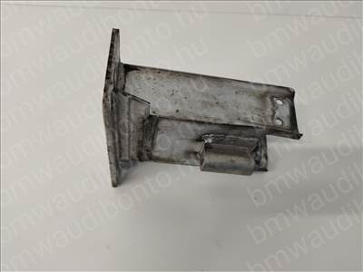 AUDI A4 B8 (8K2) Jobb első lökhárító merevítő tartó (fém) (8K0807134C)