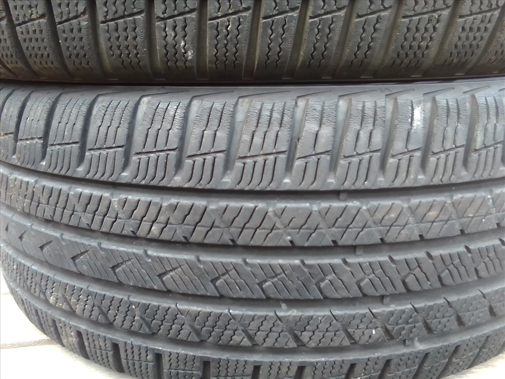  215/50R17 újszerű Vredestein Quatrac Pro (95Y) négyévszakos gumi  5. kép