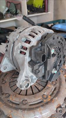 Audi A4 (B6/B7), Audi A6 (C5 - 4B), Volkswagen Passat B5 generátor 
