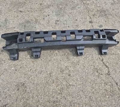 Dacia Sandero III hátsó lökhárító tartó középső 2022-től 850905741R