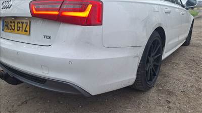 Audi A6 (4G) S-line radaros hátsó lökhárító LY9C