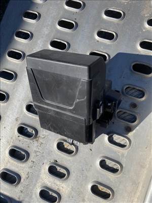 Nissan Micra (K14) biztosíték doboz