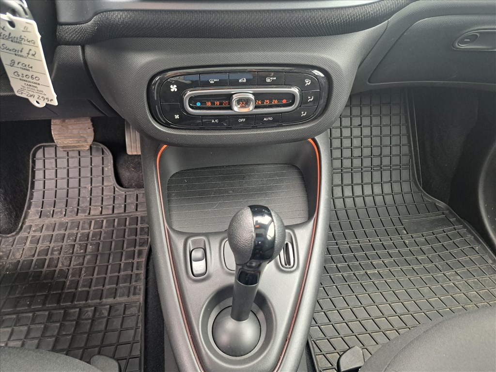 Eladó Smart EQ Fortwo Coupe 6. kép