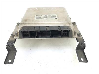 Bontott motorvezérlő Alfa 166 2.4 Jtd 46763995