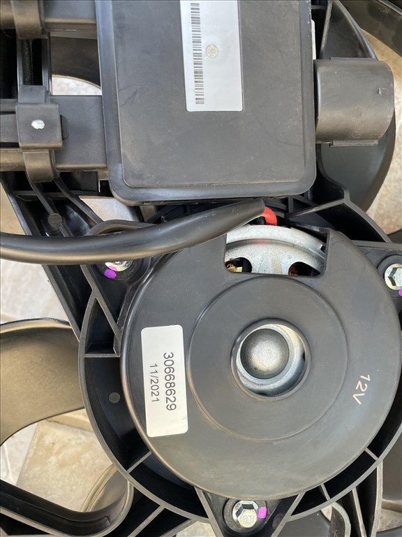 hűtőventilátor  30668629 2. kép