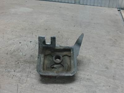 RENAULT THALIA 02.03-08.10 Kipufogó tartó