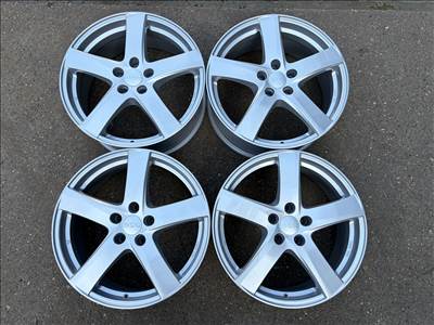 4db 18" Alutec alufelni Japán - Koreai autókra. (4366)