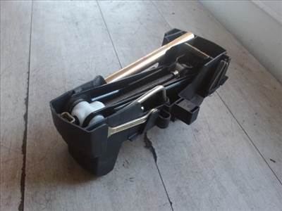 VOLKSWAGEN polo classic 95.07-99.10 autóemelő