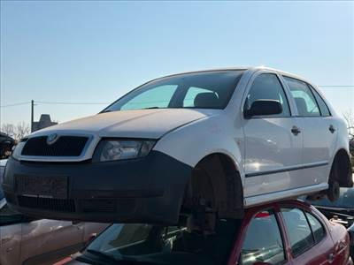 Skoda Fabia I Bal első Ajtó (Részeivel) *158857*