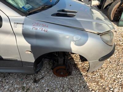 Peugeot 206 Jobb első Sárvédő *154994*