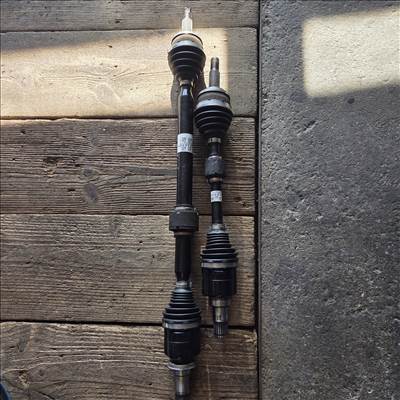 Toyota Corolla (E210) féltengely 