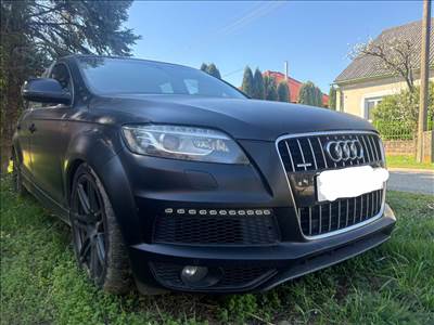Audi Q7 (4L) bontott alkatrészei