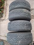  16" használt lemezfelni, rajta 205/60 újszerű Toyo Tires téli gumi gumi 