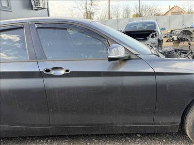 BMW F20 jobb első ajtó 