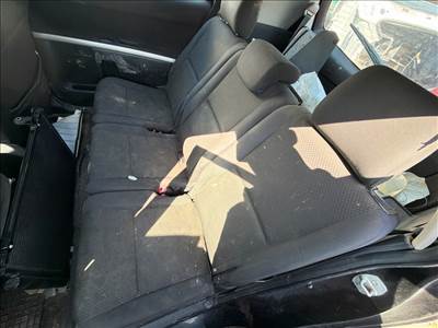 Toyota Corolla Verso (AR10) Jobb hátsó Fejtámla *159175*