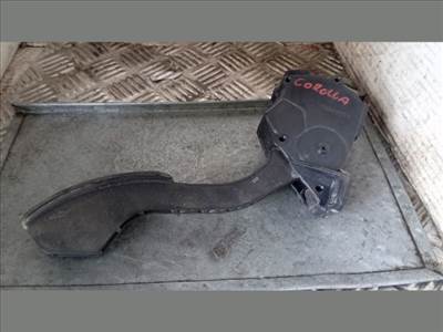 Toyota Corolla (E140/150) Gázpedál (Elektromos) *154506* denso-7811012010 1988007310