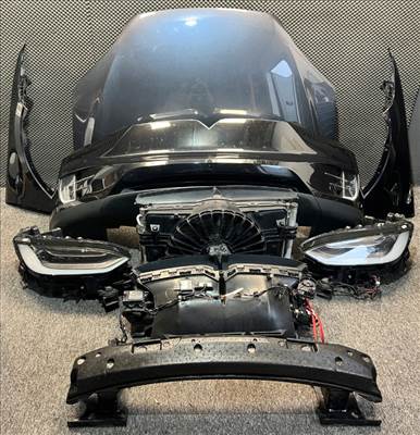 Tesla Model X Motorháztető 