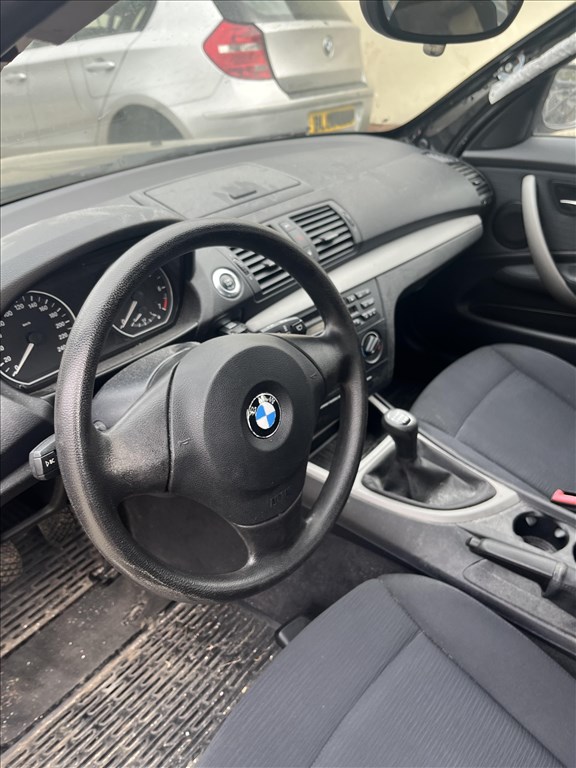 BMW 116 (E81, E82, E87, E88) bontott alkatrészei 5. kép