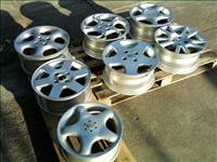 1-2 darabos alufelnik ! 