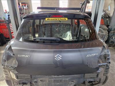 SUZUKI SWIFT csomagtérajtó 