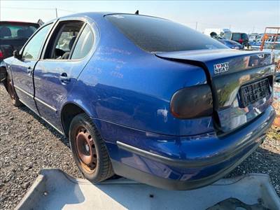 Seat Toledo II Bal hátsó Ajtó (Részeivel) *158018*