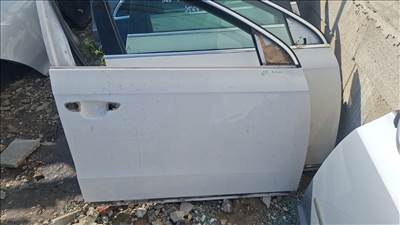 Volkswagen Passat B7 Jobb első ajtó üresen LB9A