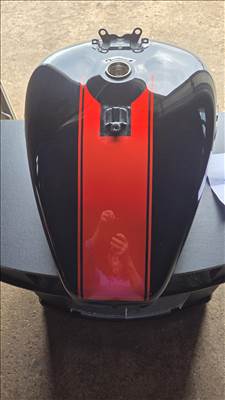 Suzuki Intruder 1800 tank