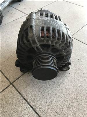 Volkswagen Jetta V 1.9PD generátor 06F903023C